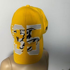 Like New EUC NHL Reebok Nashville Predators 35 Rinne S/M Superflex Hockey